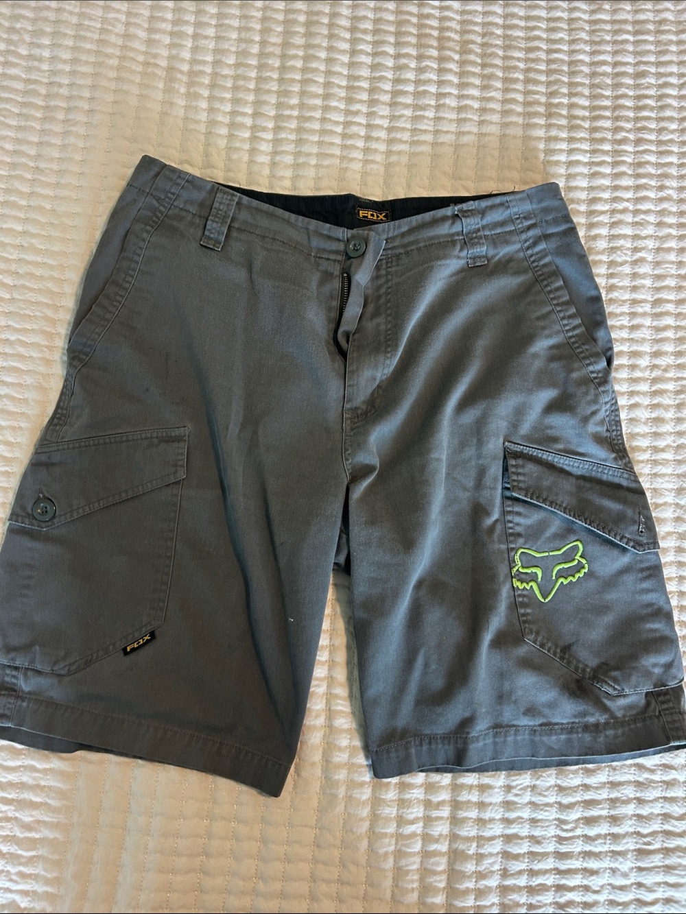 Fox Men’s Cargo Shorts — Gray with Neon Green Logo